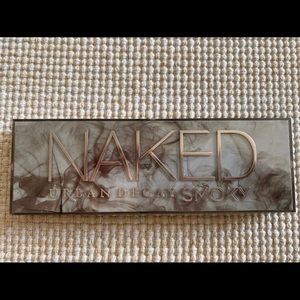 Naked Urban Decay Smoky Pallet